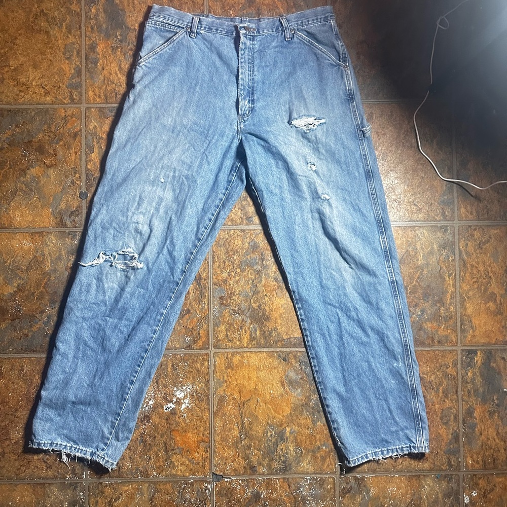 Wrangler Men's Relaxed Fit Distressed Light Blue Jeans